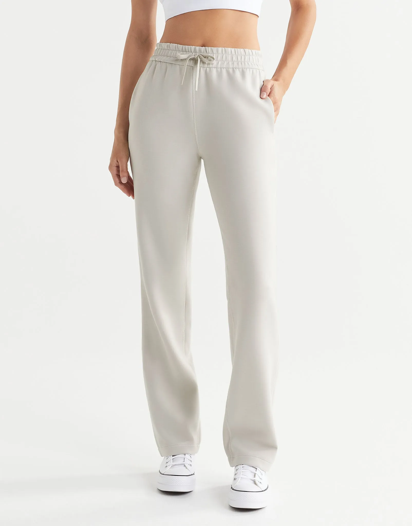 AIMIE Relaxed Fit Jogger - Sand