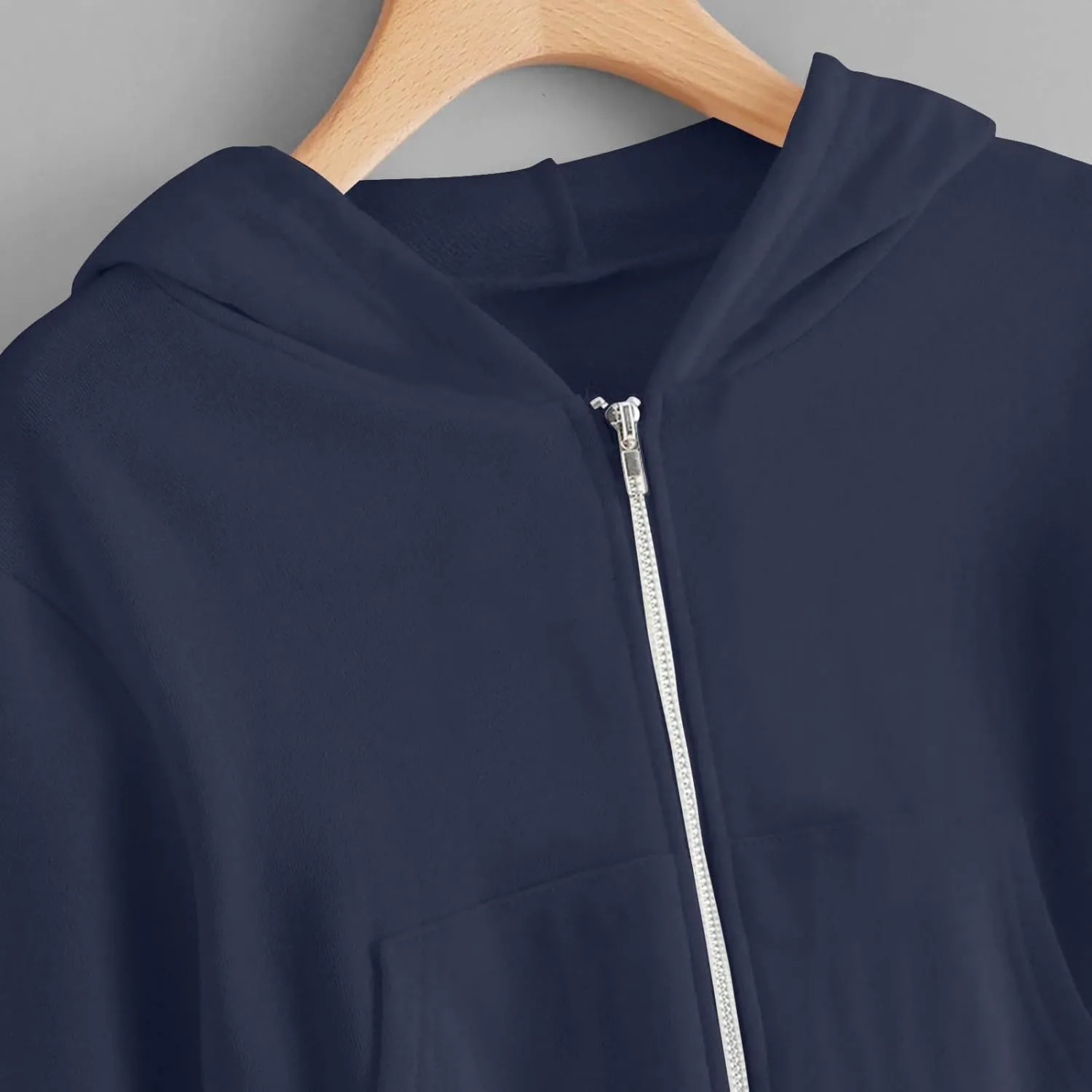Women's Cropped Jackets Plus Size Fashion Solid Color Zipper Long Sleeves Hoodies Sweatshirt Outwear with Pockets